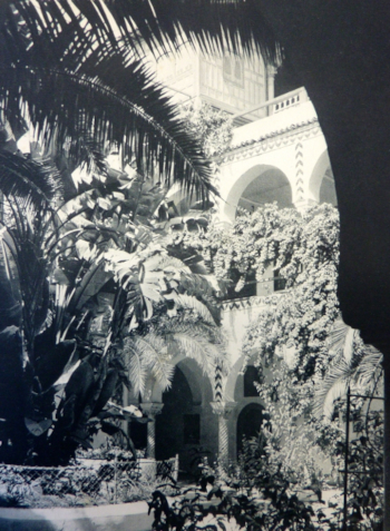 Alger : Patio du Palais du Dey / Cliché : M. Boudot-Lamotte